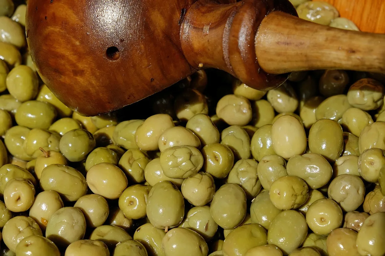 Attenzione alla scadenza delle olive: ecco l'errore che commettono tutti